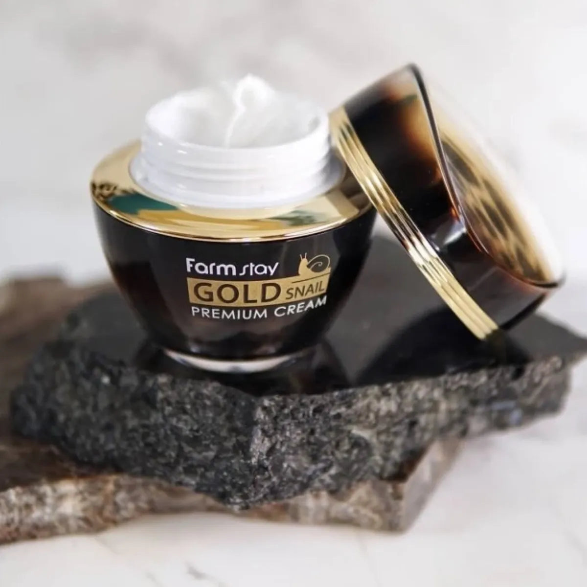 FarmStay Gold Snail Premium Cream - Κρέμα με Χρυσό & έκκριμα Σαλιγκαριού – Θρέψη & Επανόρθωση