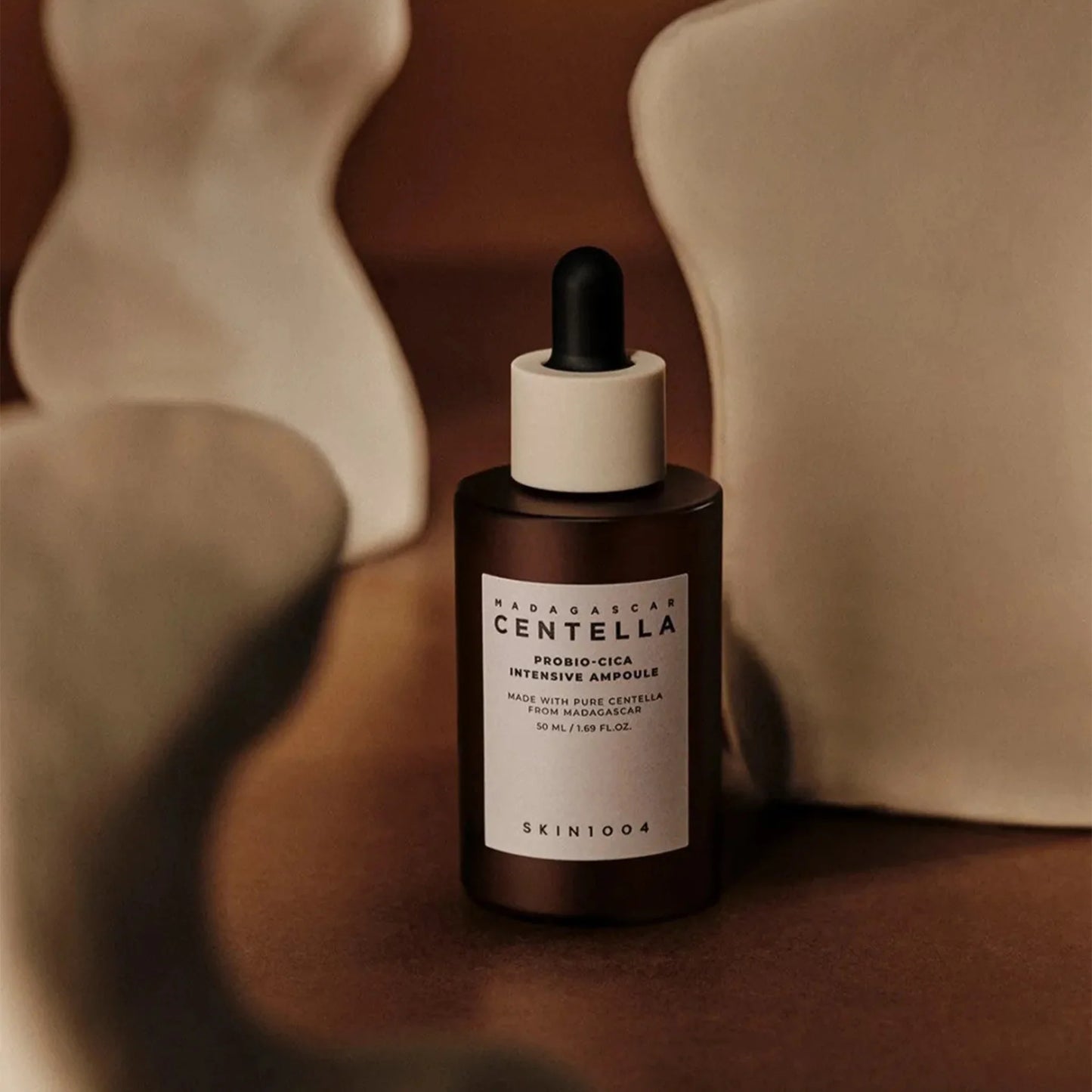 Skin1004 Madagascar Centella Probio-Cica Intensive - Ενυδατική αμπούλα με προβιοτικά & Centella Asiatica για Σύσφιξη 50ml