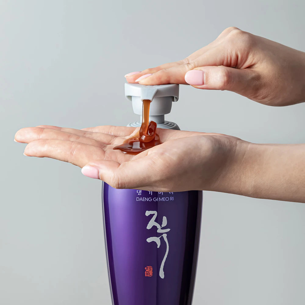 Daeng Gi Meo Ri Vitalizing Shampoo 500 ml - Δυναμωτικό και Αναζωογονητικό Σαμπουάν για Ξηρά και Εύθραυστα Μαλλιά