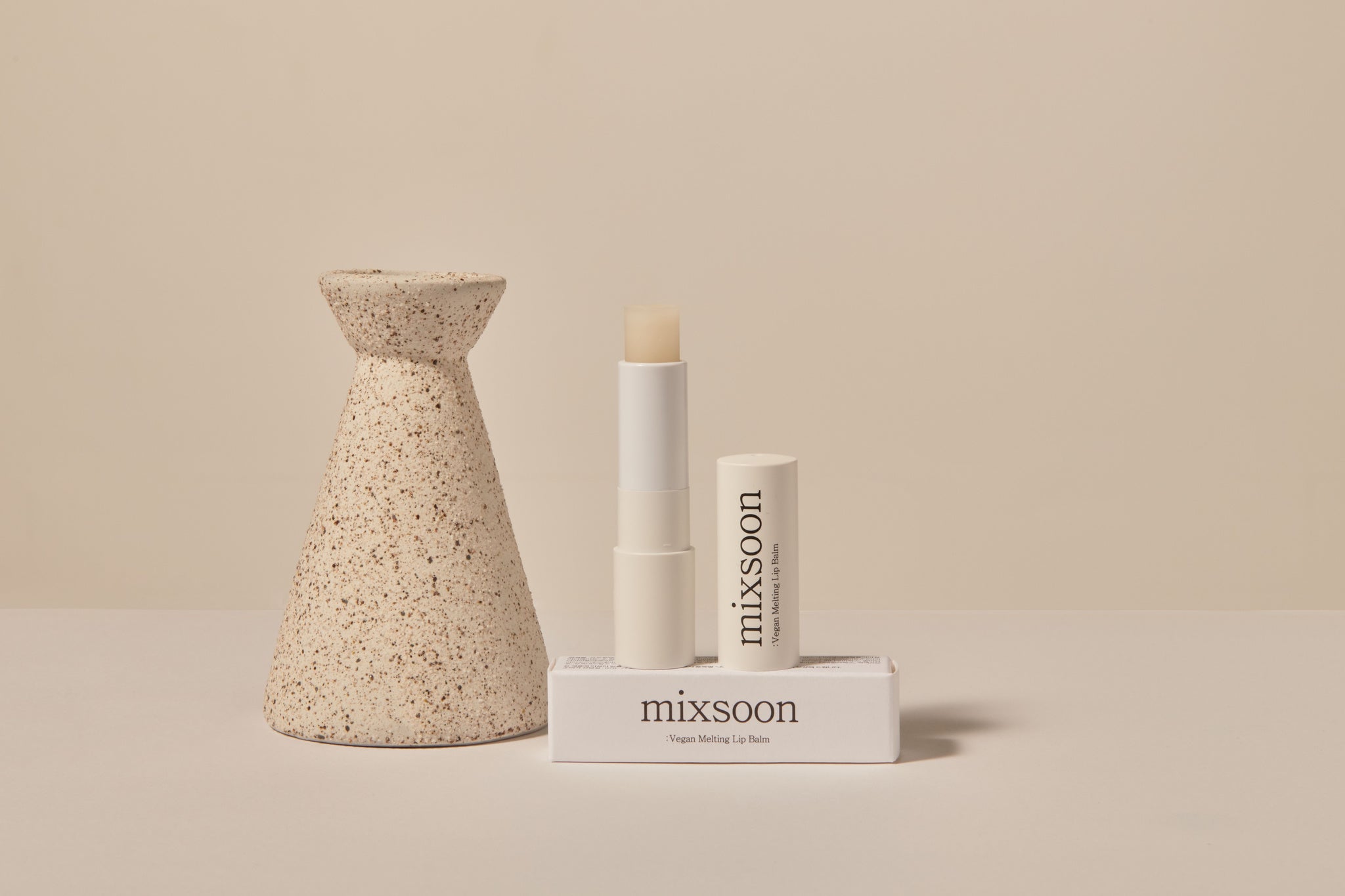 Mixsoon Vegan Melting Lip Balm - 01.Clear 