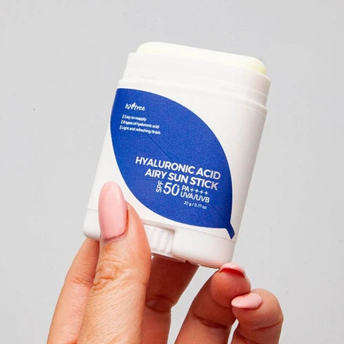 Isntree Hyaluronic Acid Airy Sun Stick – Αντιηλιακό με 8 τύπους υαλουρονικού σε στικ